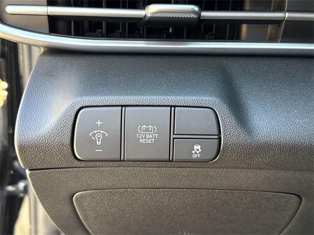 new 2026 Hyundai ELANTRA HEV car, priced at $25,968