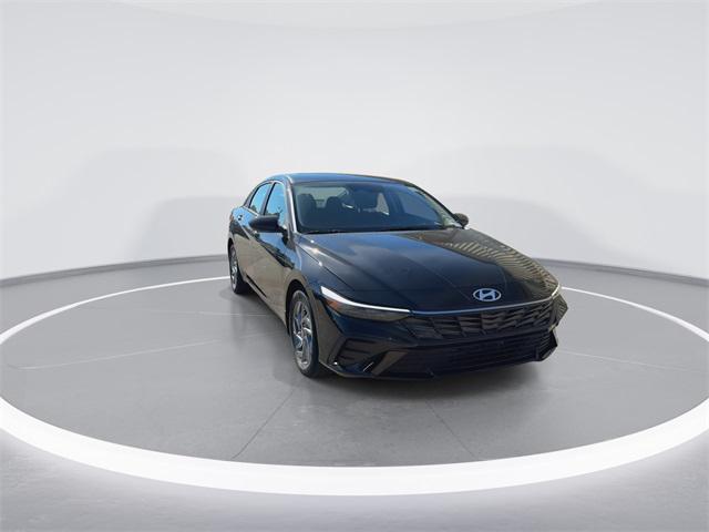 new 2026 Hyundai ELANTRA HEV car, priced at $25,968