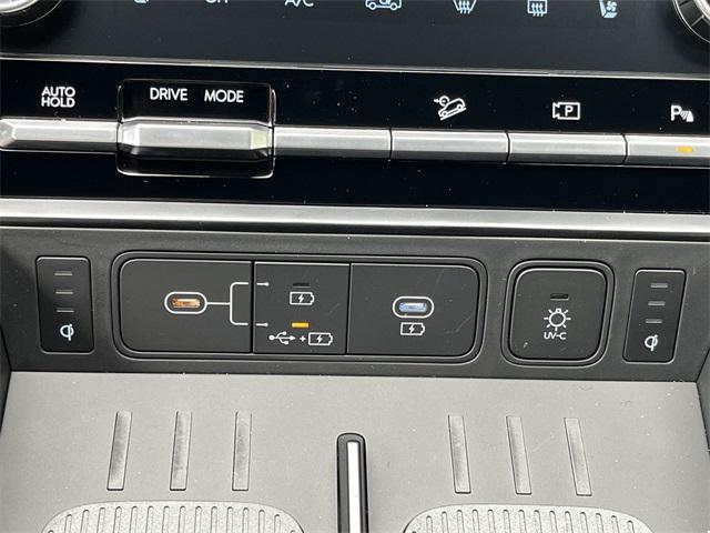 new 2025 Hyundai SANTA FE HEV car, priced at $47,571