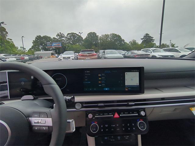 new 2025 Hyundai TUCSON Hybrid car, priced at $41,001