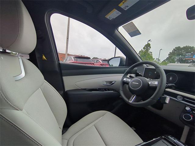new 2025 Hyundai TUCSON Hybrid car, priced at $41,001