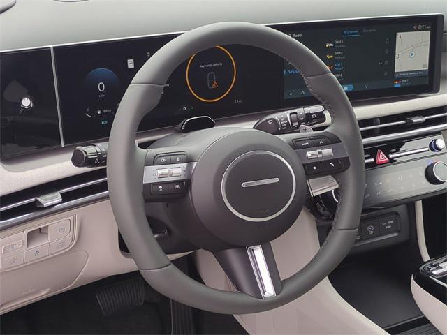 new 2025 Hyundai TUCSON Hybrid car, priced at $41,001