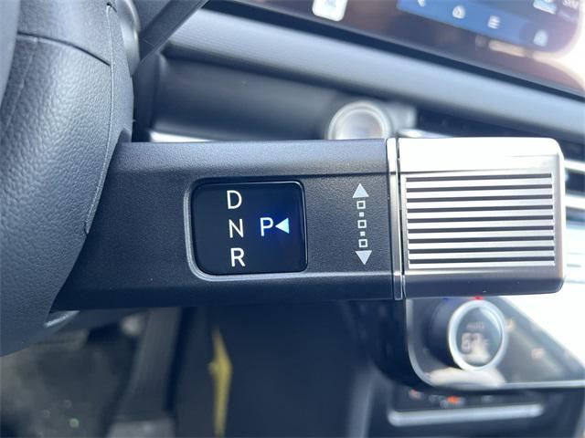 new 2026 Hyundai TUCSON Hybrid car, priced at $34,295