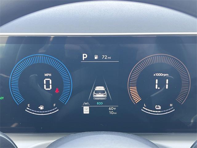 new 2026 Hyundai TUCSON Hybrid car, priced at $33,022