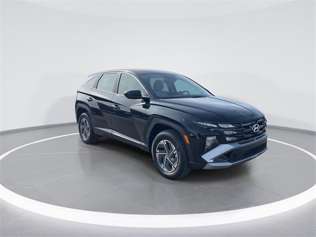 new 2026 Hyundai TUCSON Hybrid car, priced at $33,022