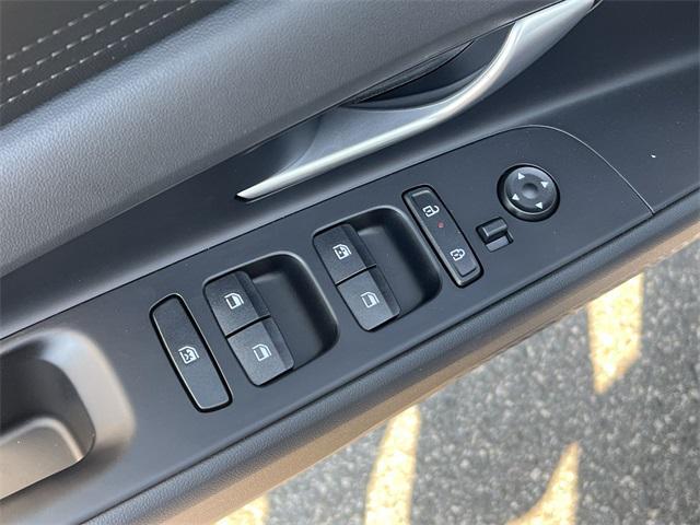 new 2025 Hyundai ELANTRA HEV car, priced at $25,500