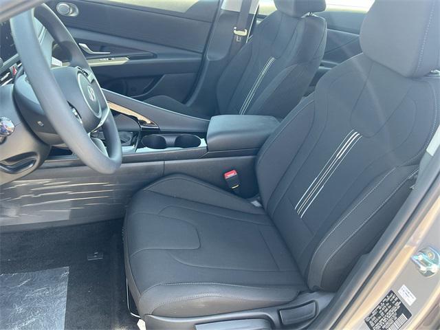 new 2025 Hyundai ELANTRA HEV car, priced at $25,500