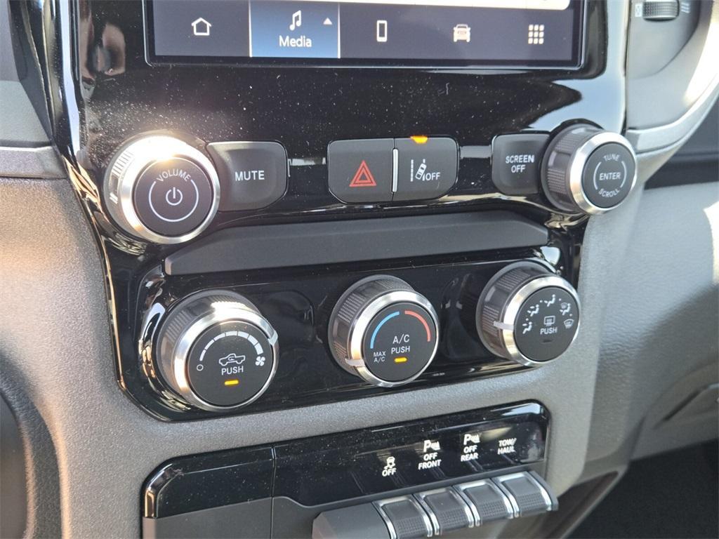 new 2025 Ram 1500 car, priced at $37,484