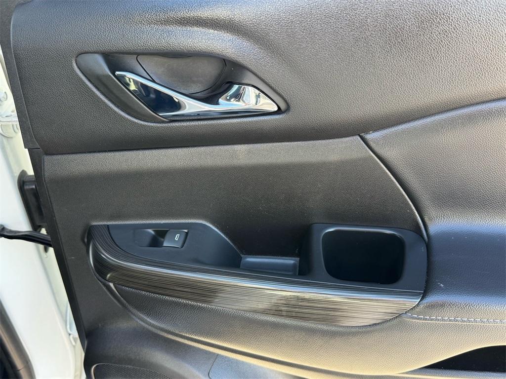 used 2023 GMC Acadia car, priced at $24,500