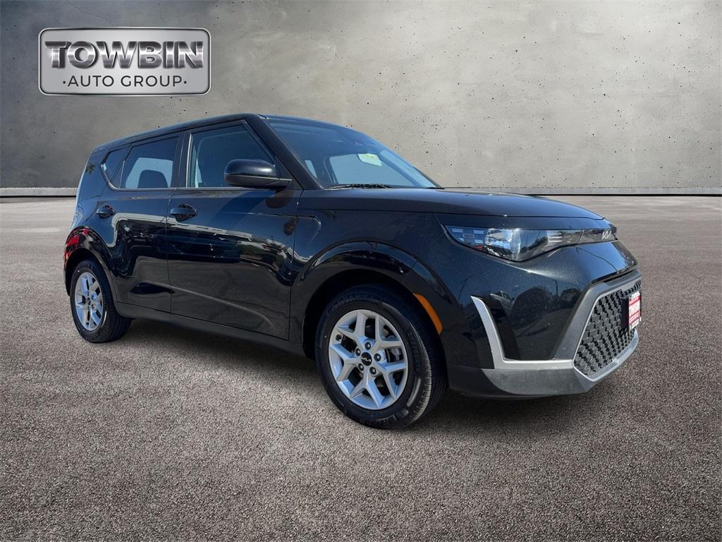 used 2023 Kia Soul car, priced at $19,490