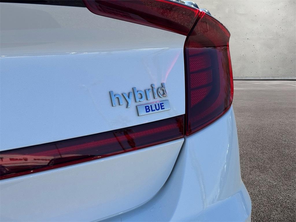 used 2022 Hyundai Sonata Hybrid car, priced at $19,990