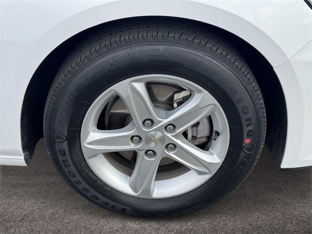 used 2020 Chevrolet Malibu car, priced at $16,990