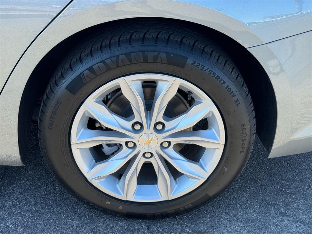 used 2024 Chevrolet Malibu car, priced at $17,890