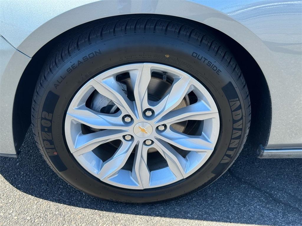 used 2024 Chevrolet Malibu car, priced at $17,890