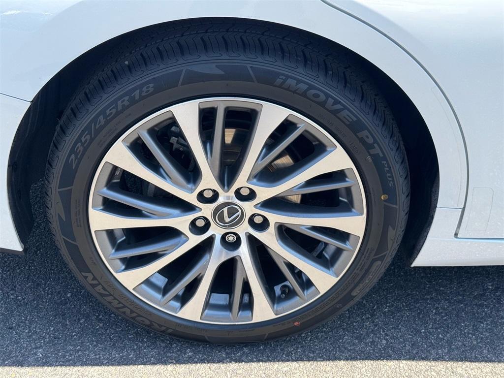 used 2020 Lexus ES 350 car, priced at $29,999