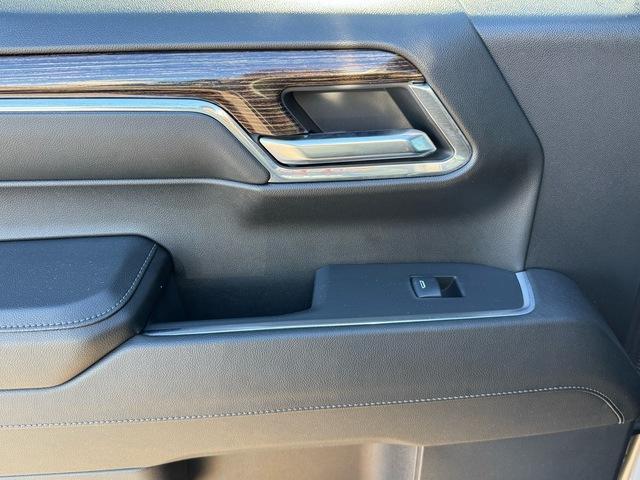 used 2024 GMC Sierra 1500 car, priced at $44,990