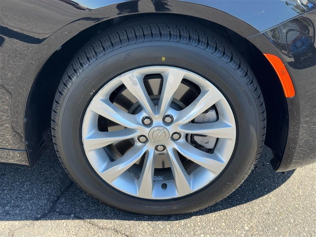 used 2015 Chrysler 200 car, priced at $14,790