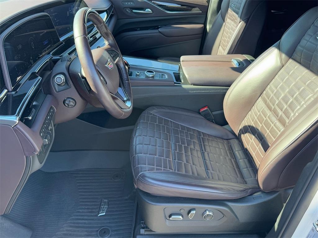 used 2024 Cadillac Escalade car, priced at $96,990