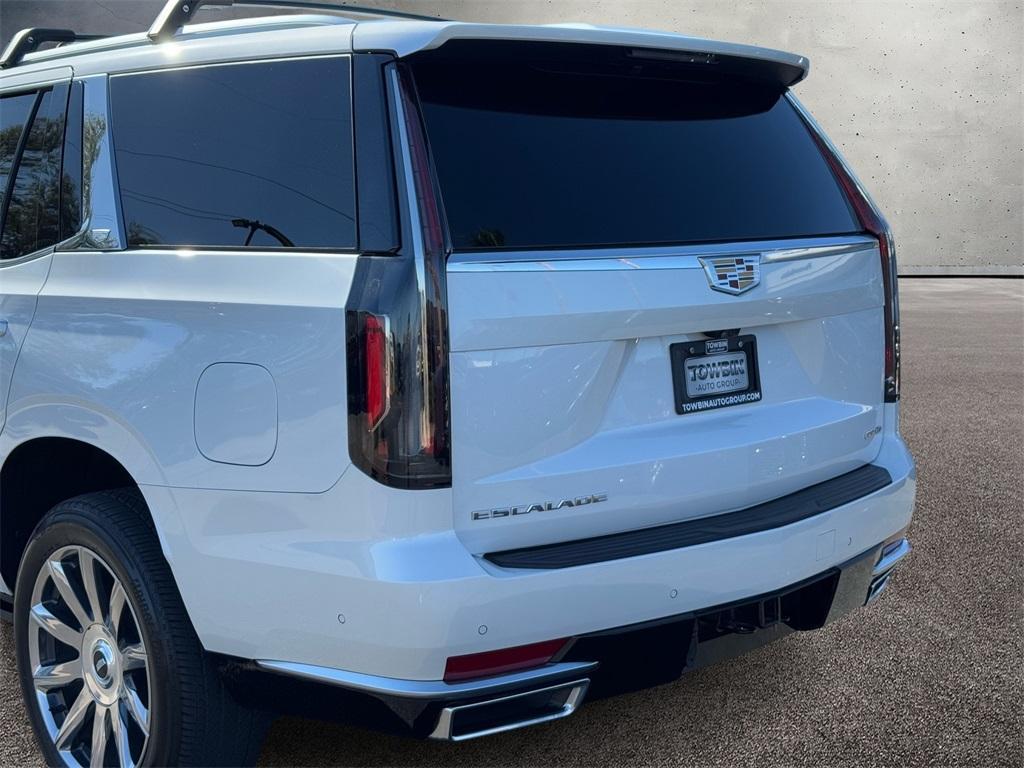 used 2024 Cadillac Escalade car, priced at $96,990