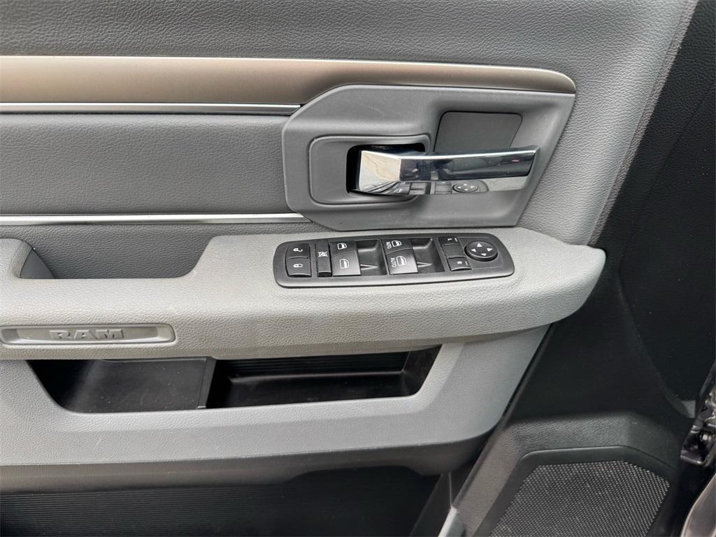 used 2020 Ram 1500 Classic car, priced at $32,890