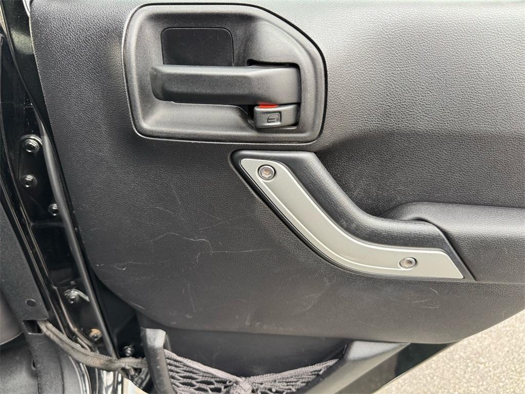 used 2014 Jeep Wrangler Unlimited car, priced at $20,500