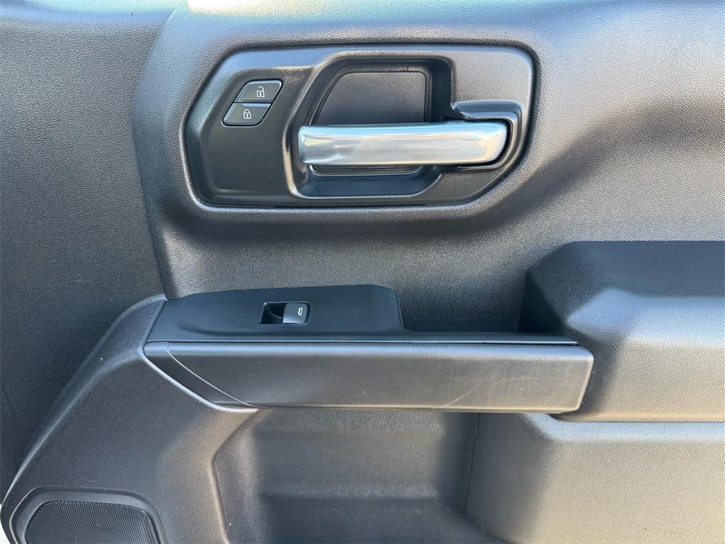 used 2024 Chevrolet Silverado 1500 car, priced at $31,950