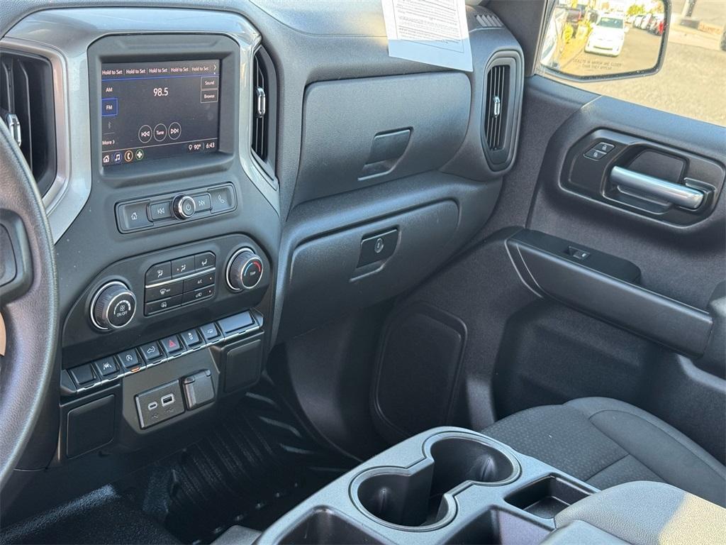 used 2024 Chevrolet Silverado 1500 car, priced at $31,950