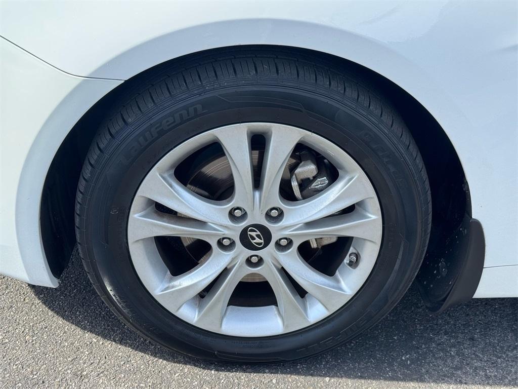 used 2013 Hyundai Sonata car, priced at $9,990