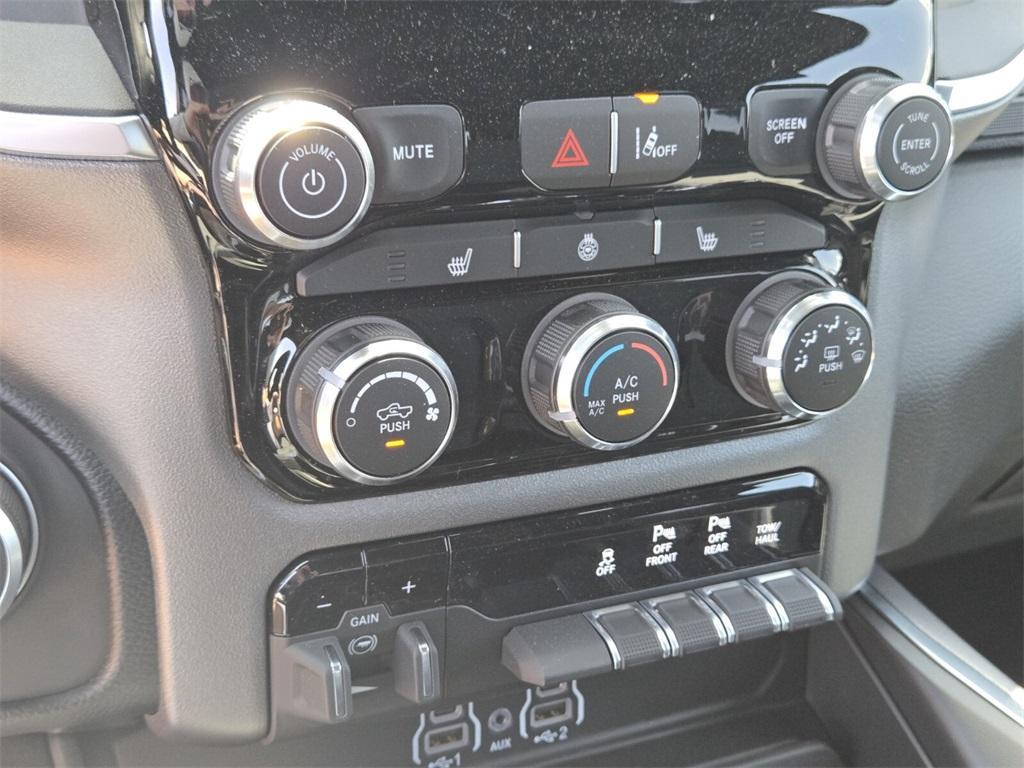new 2025 Ram 1500 car, priced at $45,743