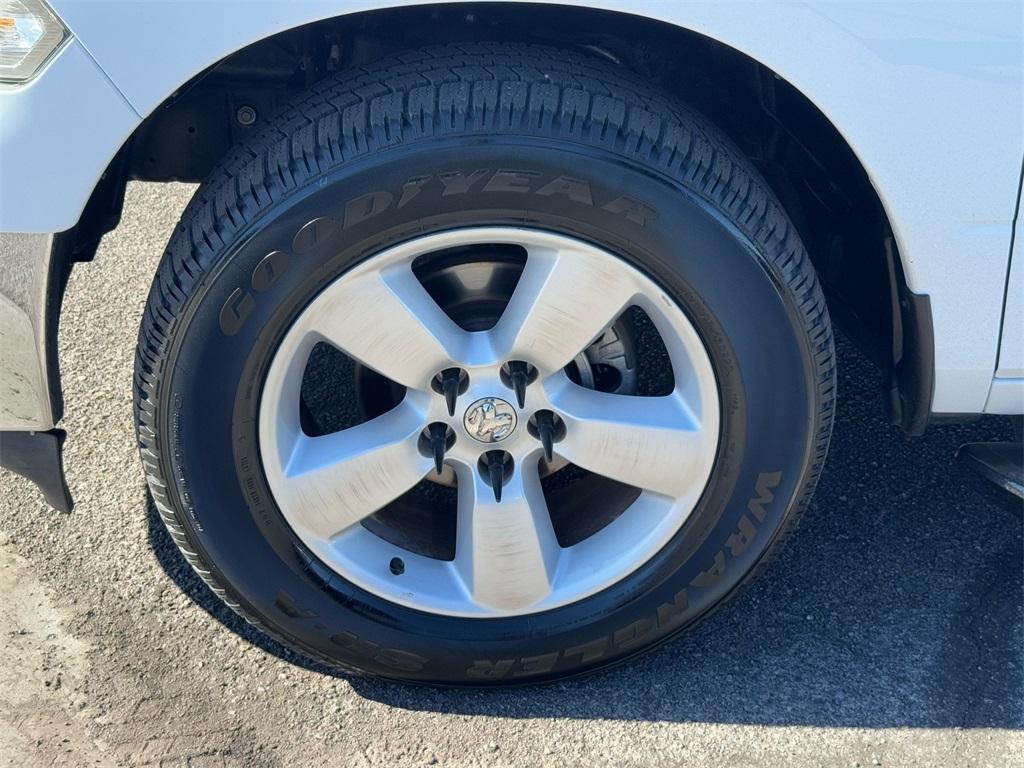 used 2021 Ram 1500 Classic car, priced at $33,990