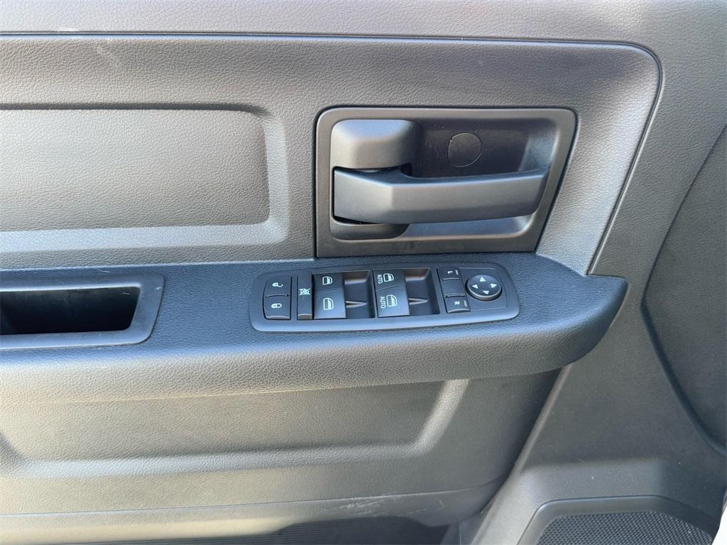 used 2021 Ram 1500 Classic car, priced at $33,990