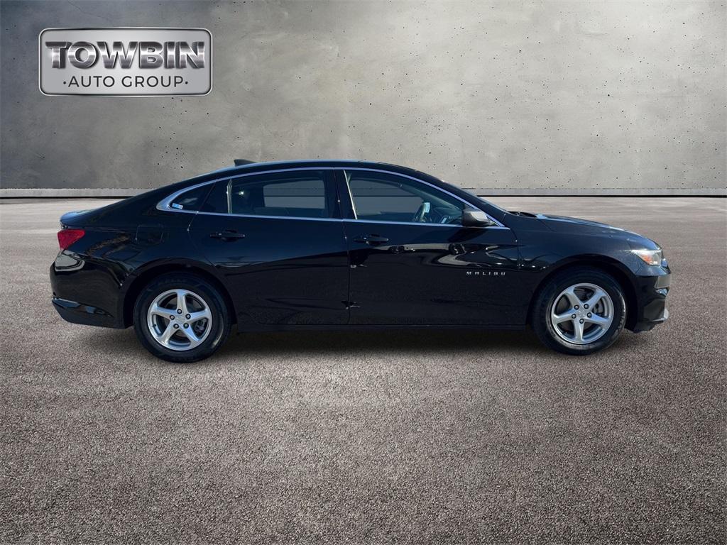 used 2018 Chevrolet Malibu car, priced at $17,999