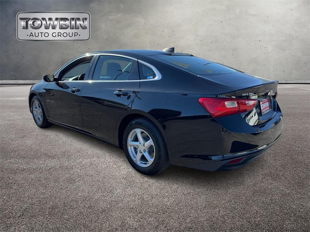 used 2018 Chevrolet Malibu car, priced at $17,999