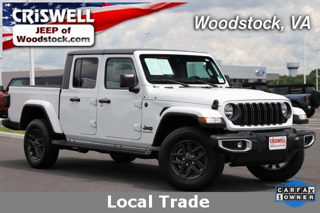 used 2024 Jeep Gladiator car, priced at $37,653