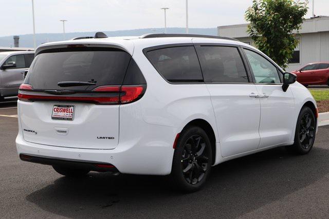 new 2024 Chrysler Pacifica car, priced at $45,101