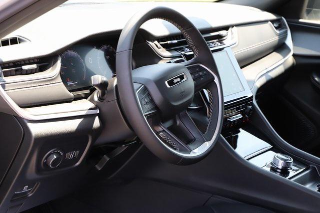 new 2025 Jeep Grand Cherokee car, priced at $36,758