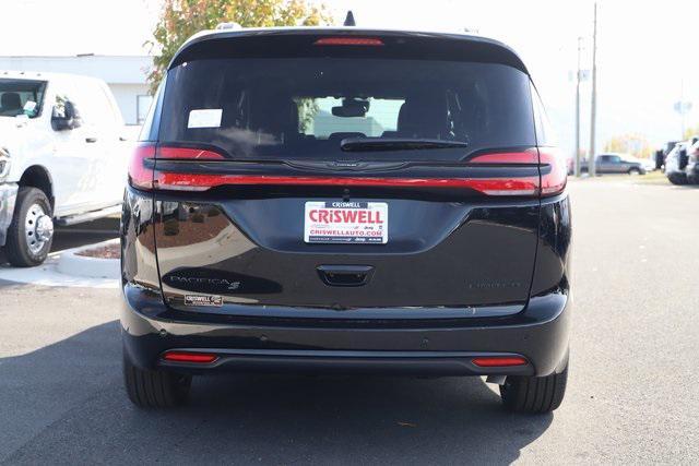 new 2026 Chrysler Pacifica car, priced at $45,678