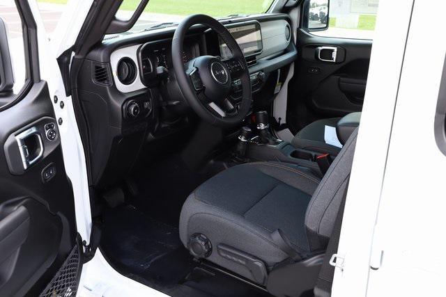 new 2025 Jeep Wrangler car, priced at $40,838