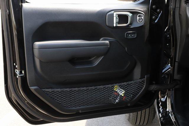 new 2025 Jeep Wrangler car, priced at $41,356