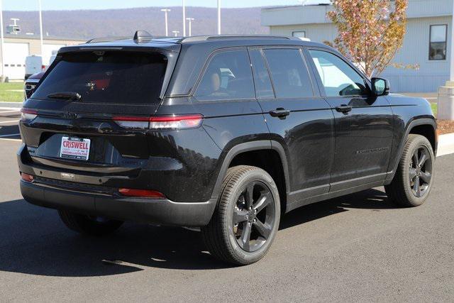new 2025 Jeep Grand Cherokee car, priced at $47,975