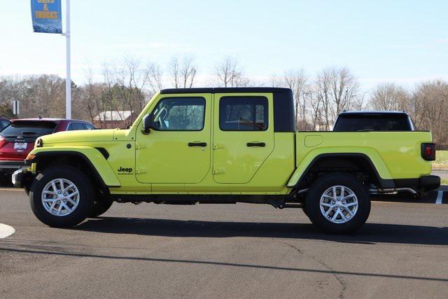 new 2023 Jeep Gladiator car, priced at $37,858