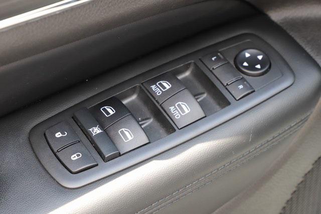 used 2020 Jeep Grand Cherokee car, priced at $23,494