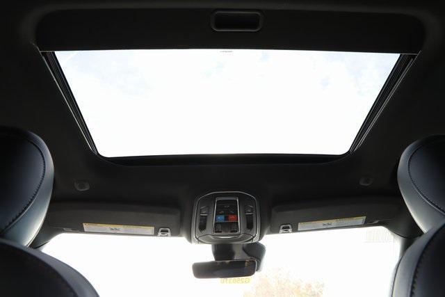 new 2025 Jeep Grand Cherokee car, priced at $39,837