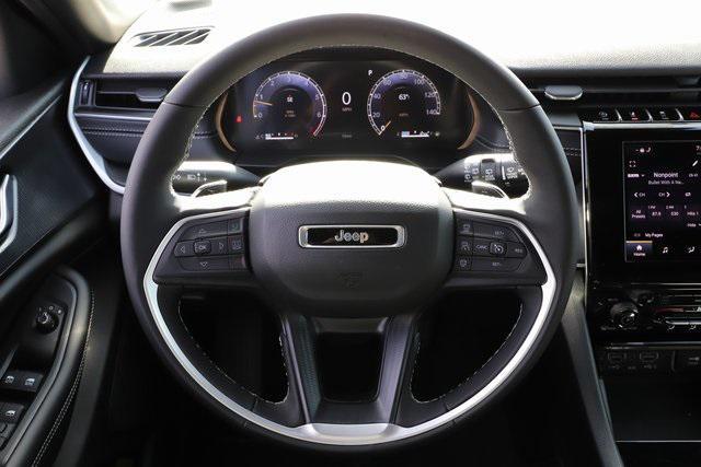 new 2025 Jeep Grand Cherokee car, priced at $39,837