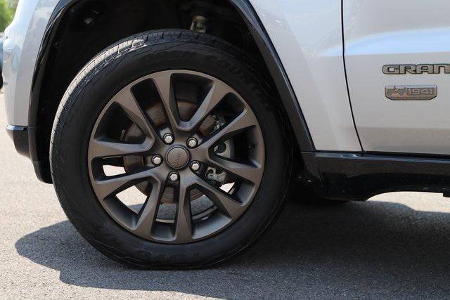 used 2016 Jeep Grand Cherokee car, priced at $14,959
