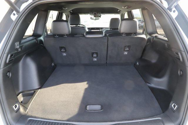 used 2024 Jeep Grand Cherokee car, priced at $29,148