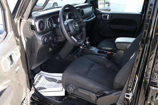 used 2023 Jeep Gladiator car, priced at $31,947