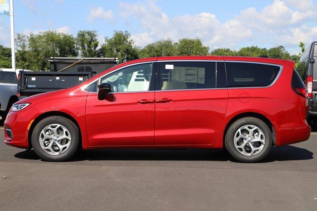 new 2024 Chrysler Pacifica car, priced at $44,892