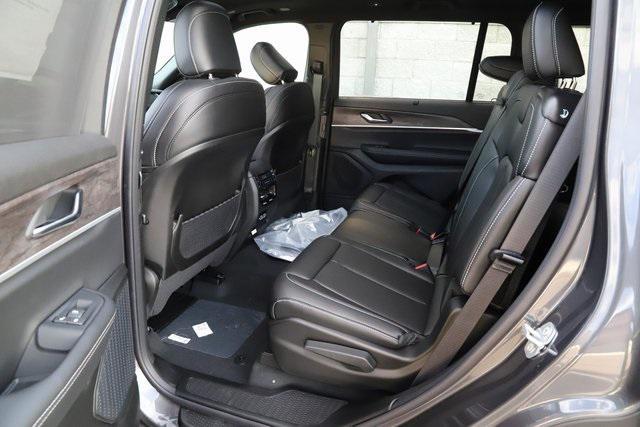 new 2025 Jeep Grand Cherokee L car, priced at $48,606