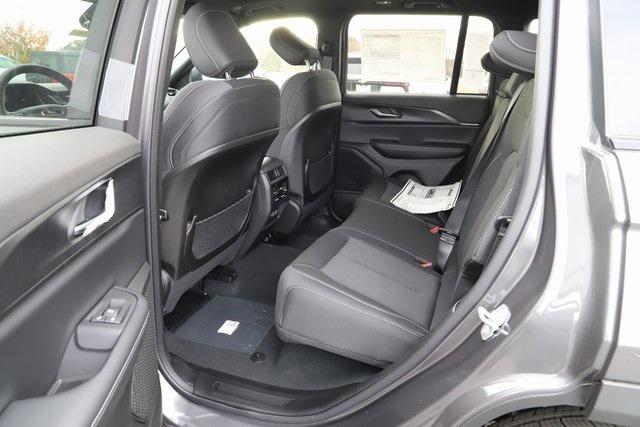 new 2025 Jeep Grand Cherokee car, priced at $38,481